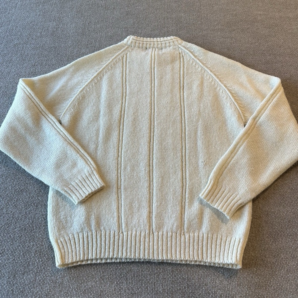 The Woolrich Womans White Size Large Sweater 100% Wool - Picture 5 of 9
